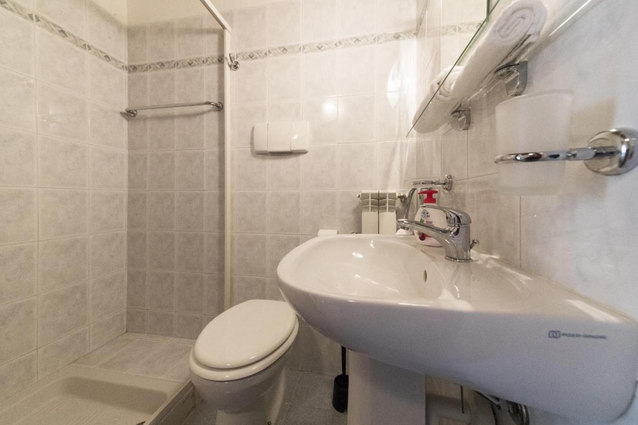 2-Bedroom Lakeview Apartment At The Lake Acquaseria Zewnętrze zdjęcie